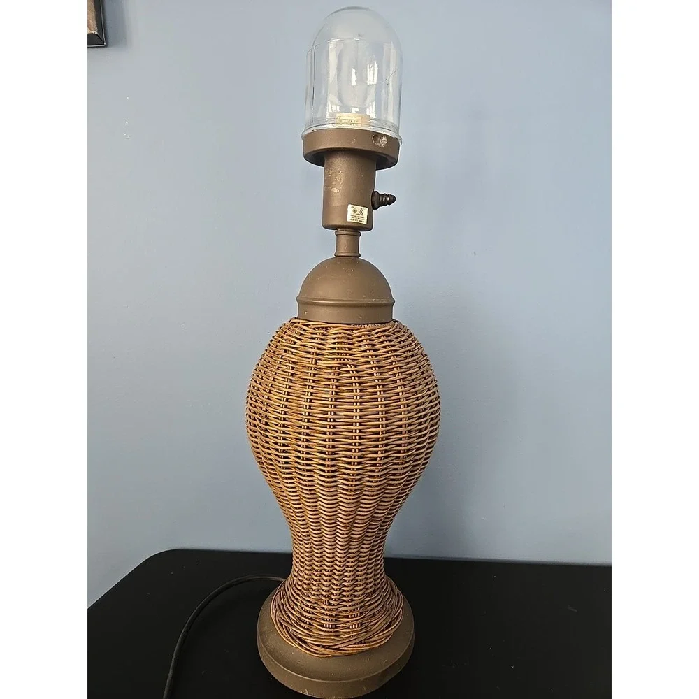 VTG Wicker Rattan Ginger Jar Table Lamp With Metal Base No Shade